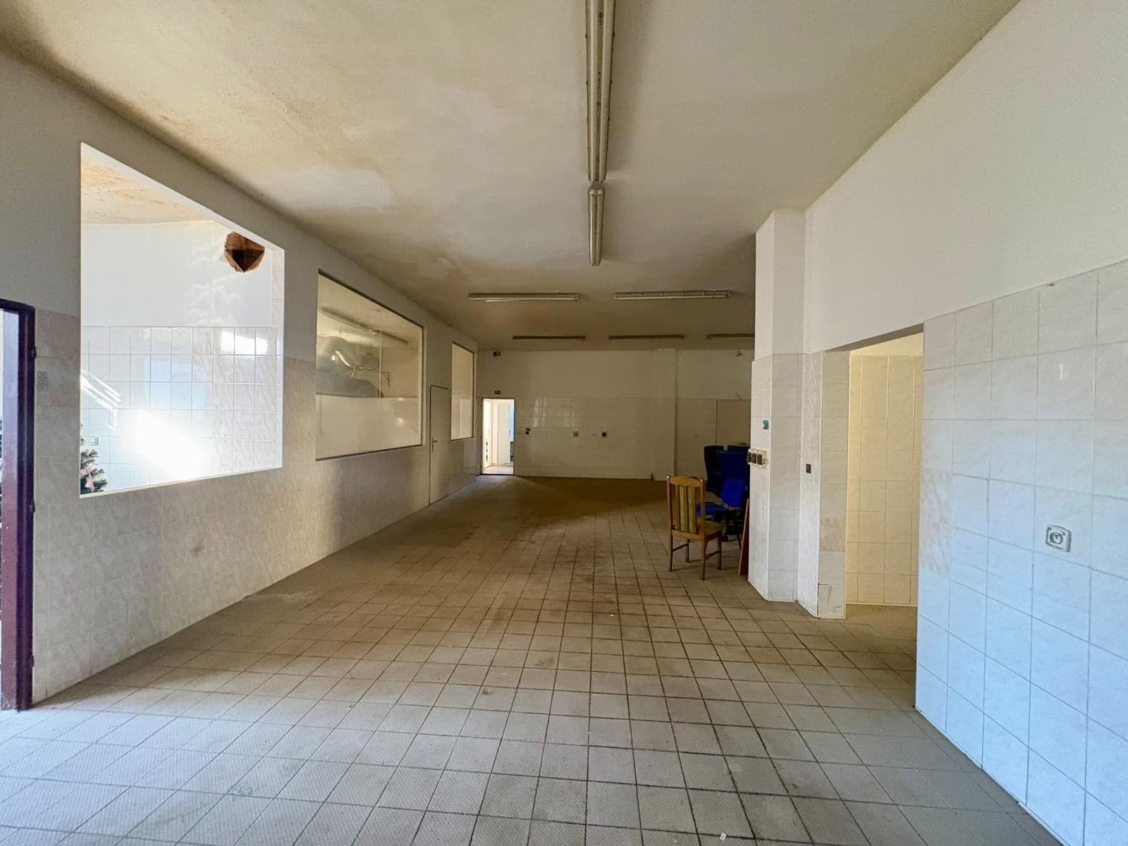 Prodej nebytového prostoru 1.056 m², Na Aleji, Frýdek-Místek, Moravskoslezský kraj Prodej nebytového prostoru 1.056 m², Na Aleji, Frýdek-Místek, Moravskoslezský kraj