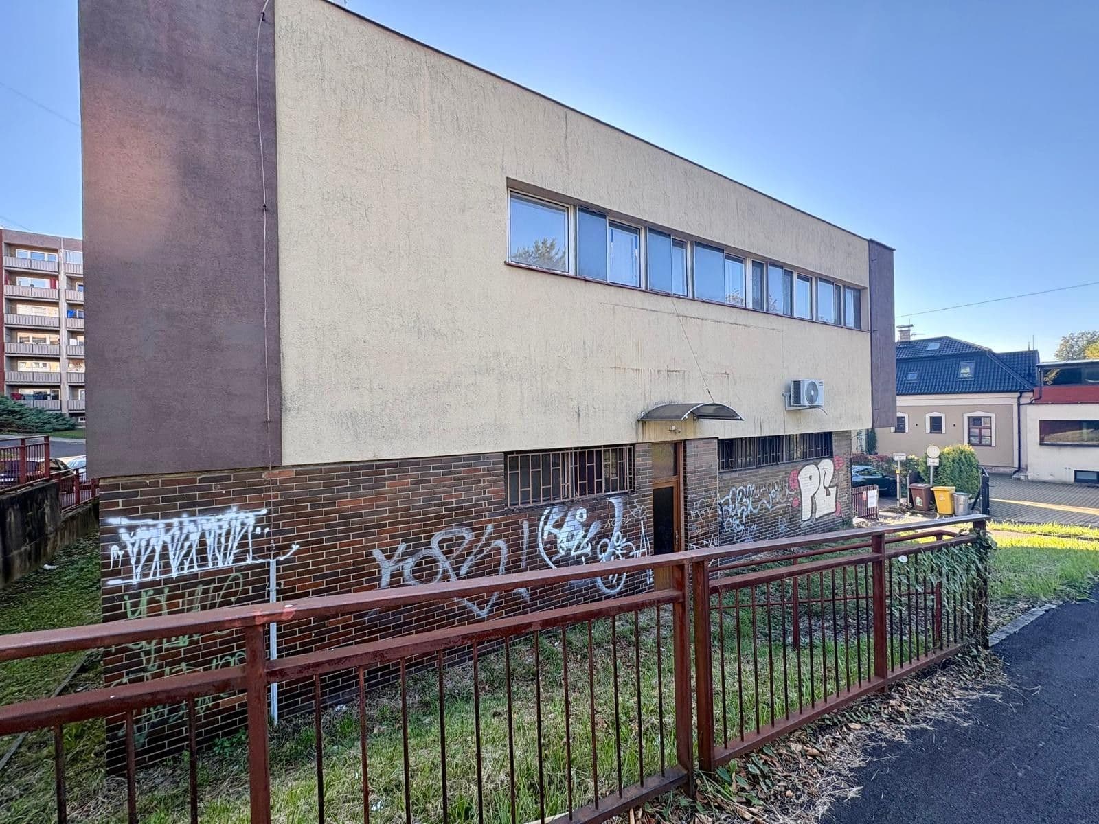 Prodej nebytového prostoru 1.056 m², Na Aleji, Frýdek-Místek, Moravskoslezský kraj Prodej nebytového prostoru 1.056 m², Na Aleji, Frýdek-Místek, Moravskoslezský kraj