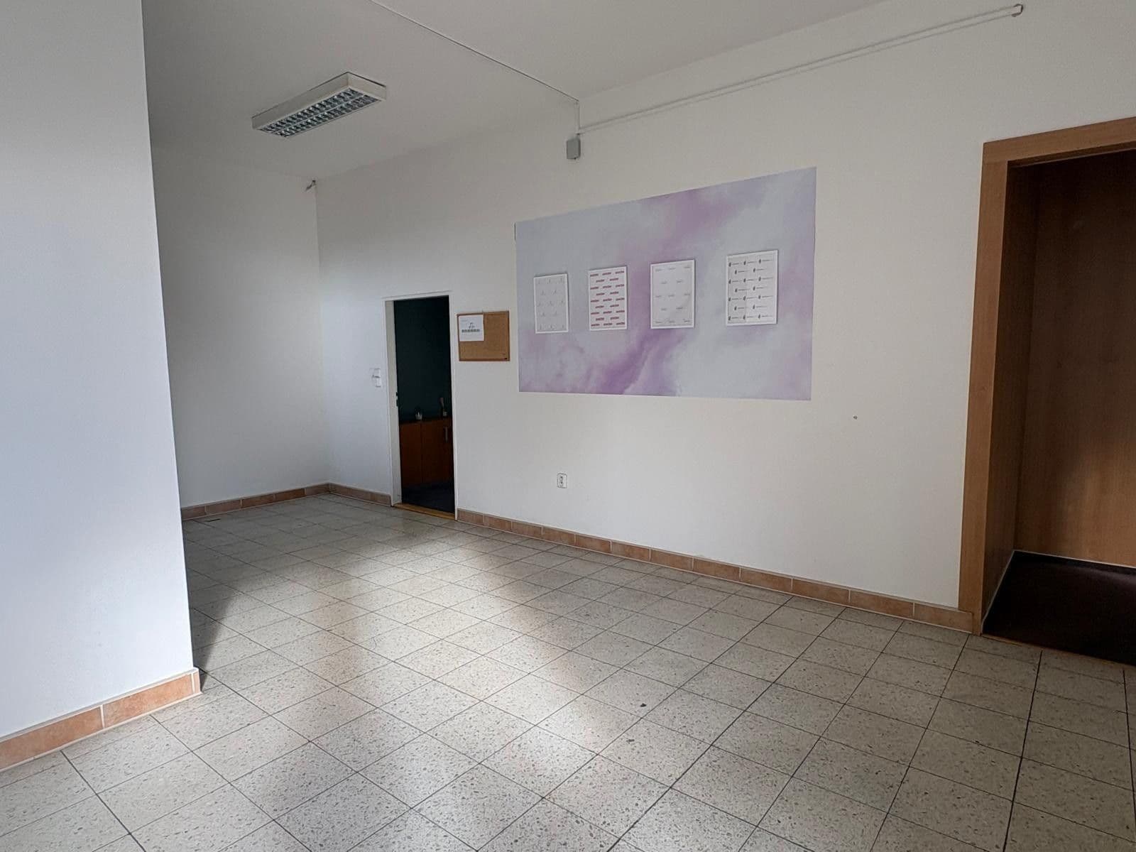 Prodej nebytového prostoru 1.056 m², Na Aleji, Frýdek-Místek, Moravskoslezský kraj Prodej nebytového prostoru 1.056 m², Na Aleji, Frýdek-Místek, Moravskoslezský kraj