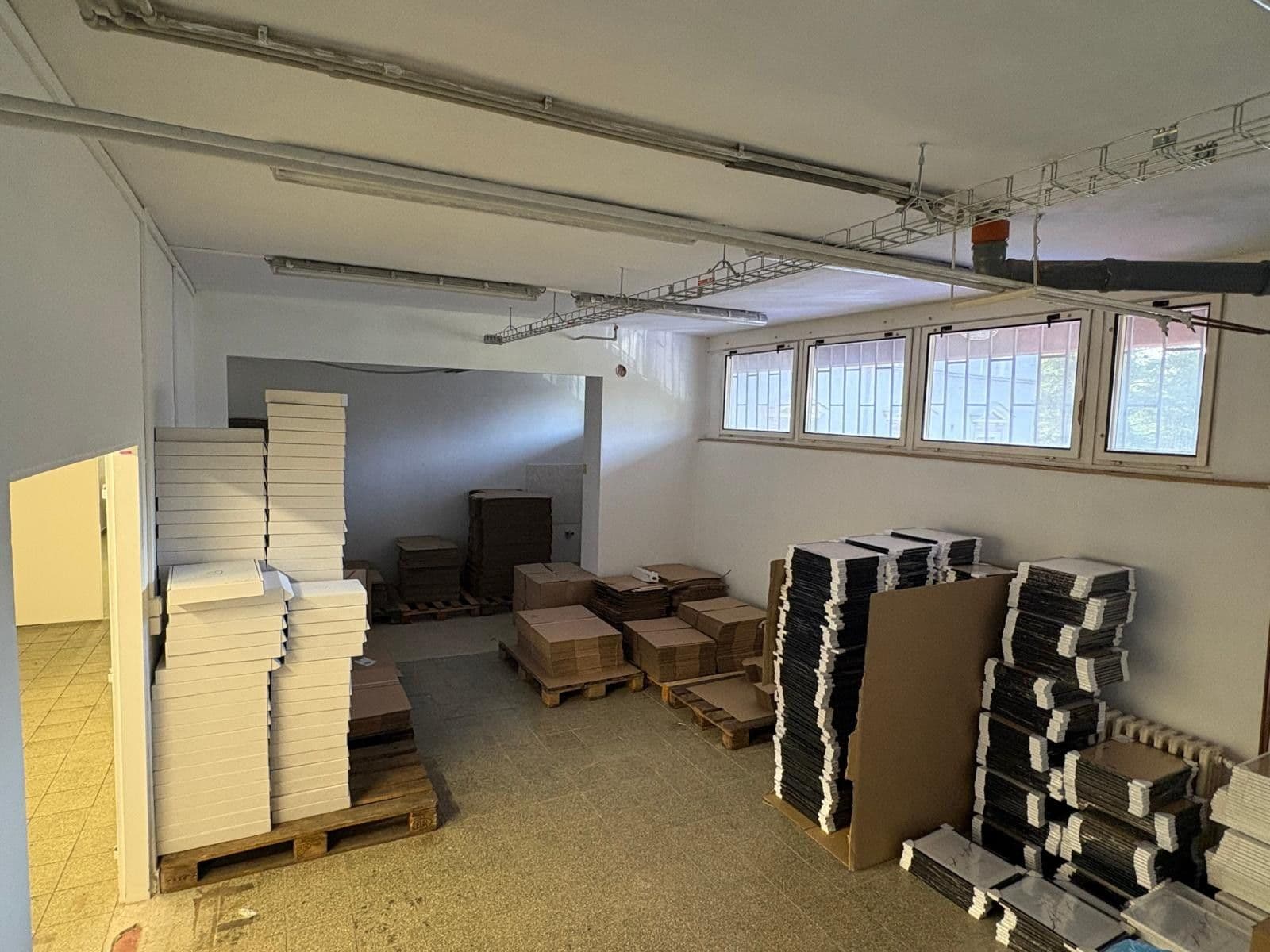 Prodej nebytového prostoru 1.056 m², Na Aleji, Frýdek-Místek, Moravskoslezský kraj Prodej nebytového prostoru 1.056 m², Na Aleji, Frýdek-Místek, Moravskoslezský kraj
