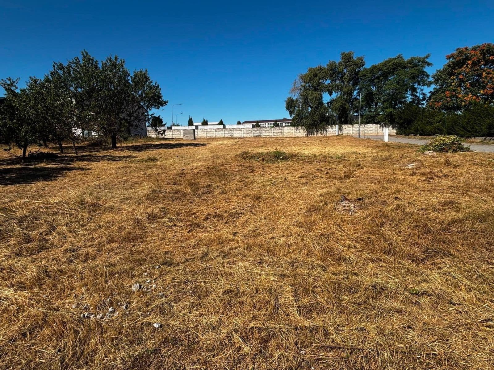 Prodej pozemku 666 m², Tovární, Velké Pavlovice, Jihomoravský kraj Prodej pozemku 666 m², Tovární, Velké Pavlovice, Jihomoravský kraj