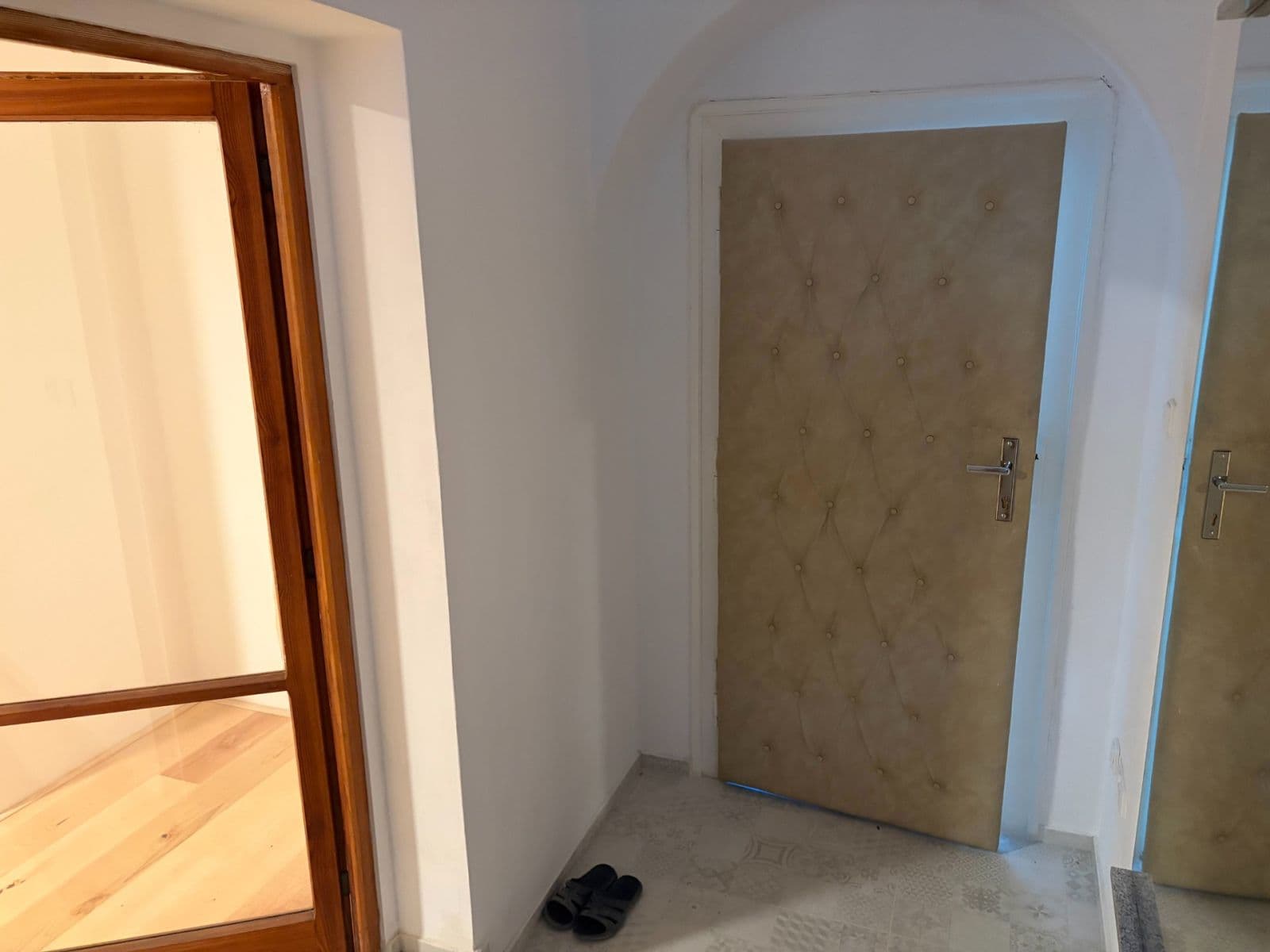 Pronájem bytu 3+1 75 m², Krhanice, Středočeský kraj Pronájem bytu 3+1 75 m², Krhanice, Středočeský kraj