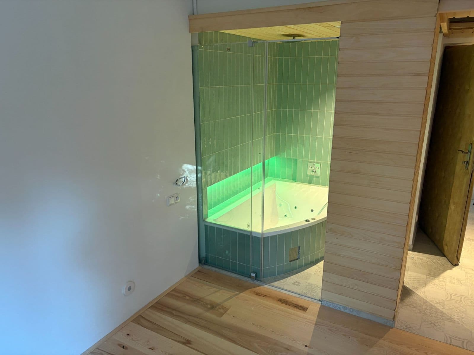 Pronájem bytu 3+1 75 m², Krhanice, Středočeský kraj Pronájem bytu 3+1 75 m², Krhanice, Středočeský kraj