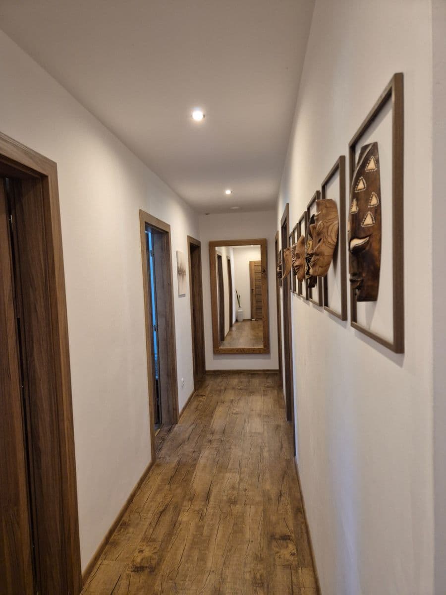 Prodej bytu 5+kk 185 m², Frýdek-Místek, Moravskoslezský kraj Prodej bytu 5+kk 185 m², Frýdek-Místek, Moravskoslezský kraj
