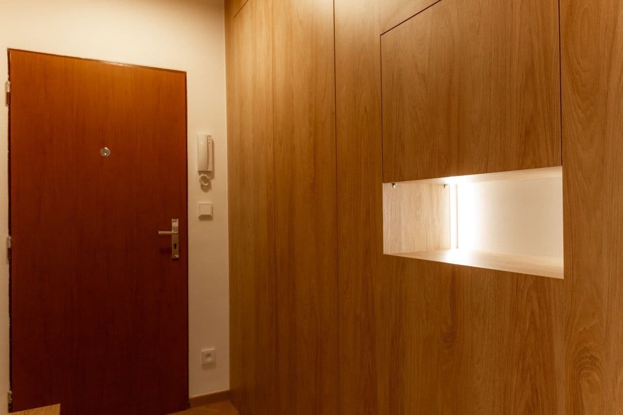 Prodej bytu 2+kk 50 m², Špindlerův Mlýn, Královéhradecký kraj Prodej bytu 2+kk 50 m², Špindlerův Mlýn, Královéhradecký kraj