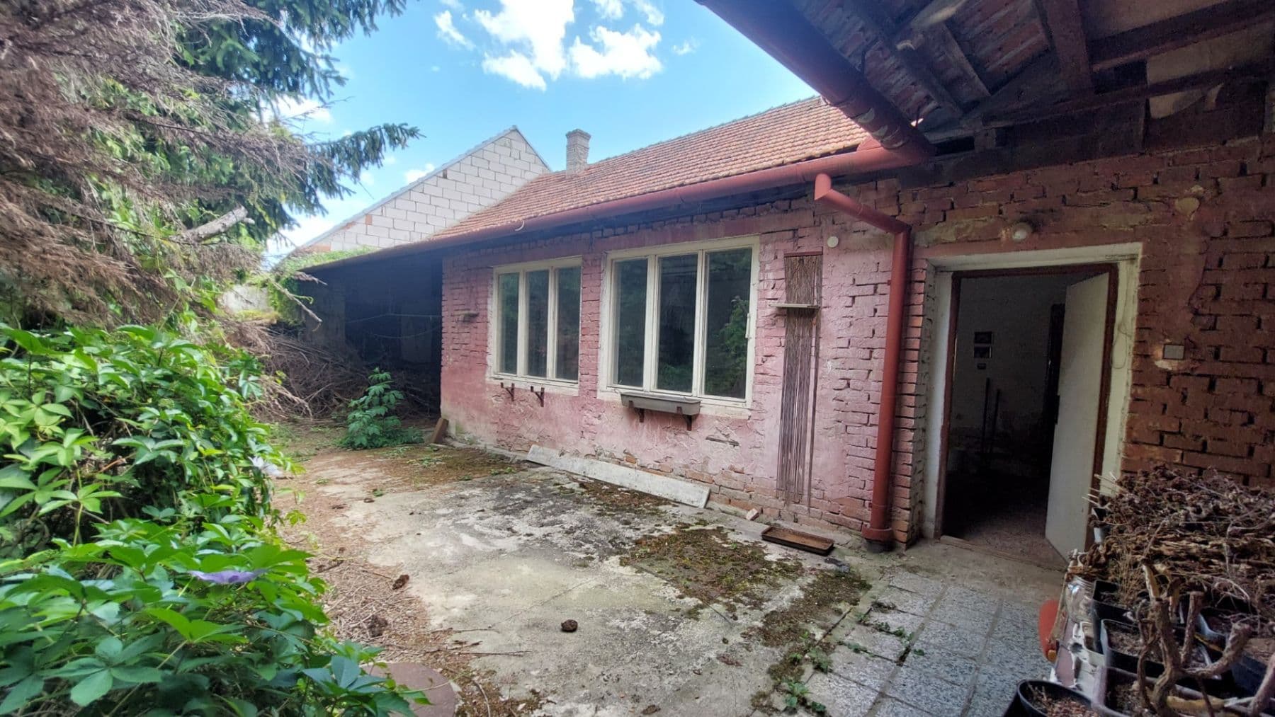 Prodej domu 112 m², pozemek 1.361 m², Masarykova, Klobouky u Brna, Jihomoravský kraj Prodej domu 112 m², pozemek 1.361 m², Masarykova, Klobouky u Brna, Jihomoravský kraj