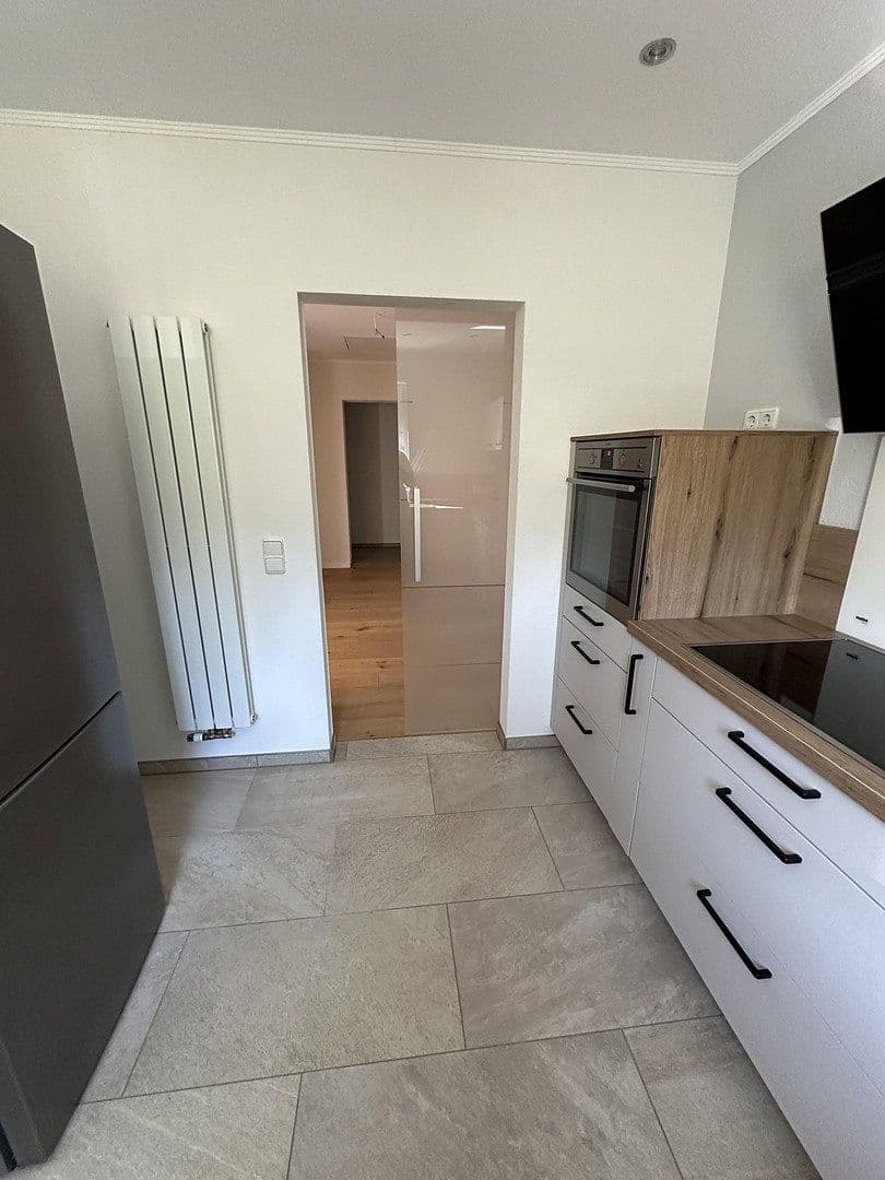 Prodej domu 243 m², pozemek 904 m², Merzig, Země Sársko Prodej domu 243 m², pozemek 904 m², Merzig, Země Sársko