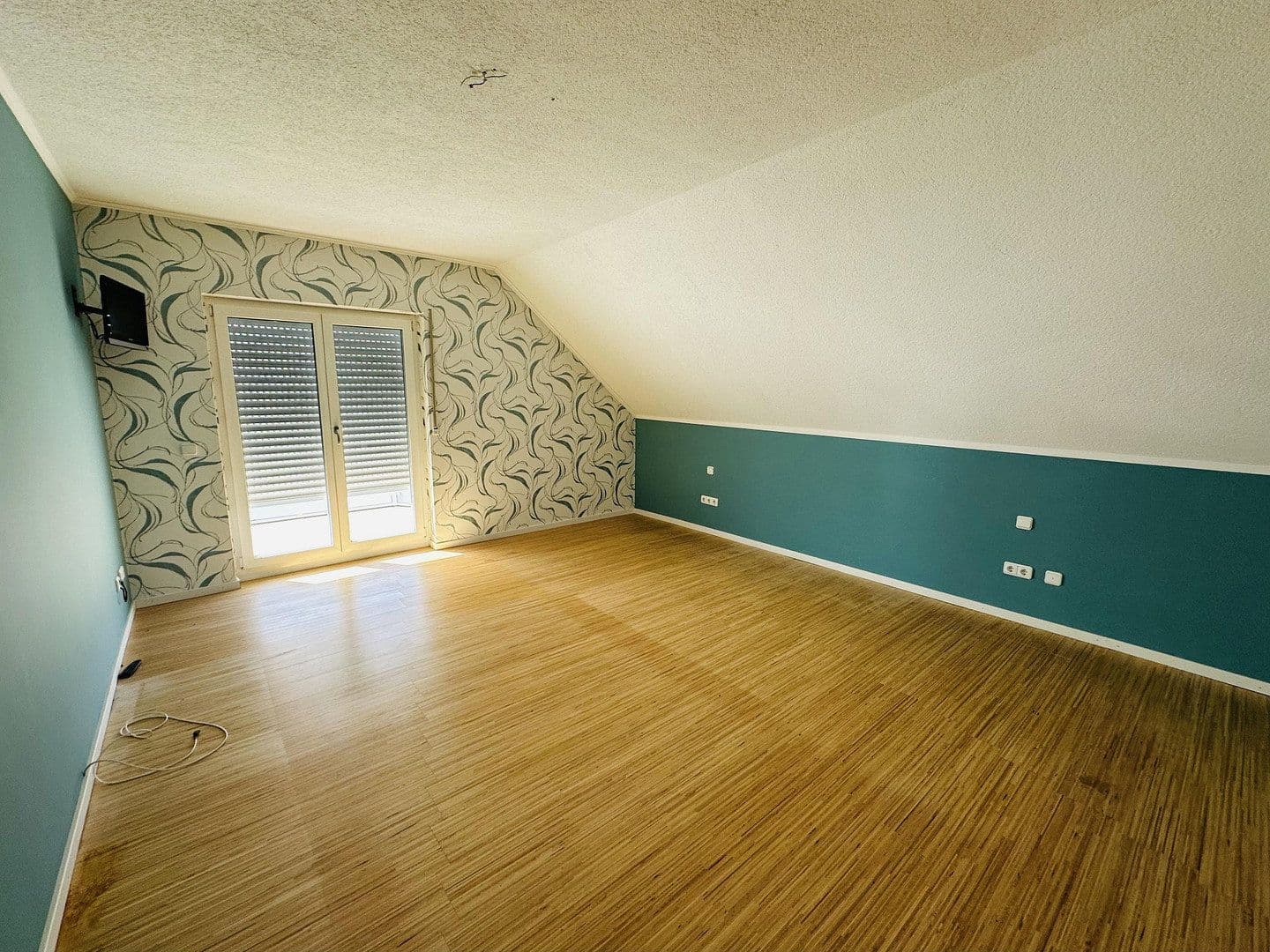 Prodej domu 243 m², pozemek 904 m², Merzig, Země Sársko Prodej domu 243 m², pozemek 904 m², Merzig, Země Sársko
