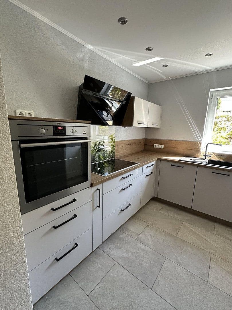 Prodej domu 243 m², pozemek 904 m², Merzig, Země Sársko Prodej domu 243 m², pozemek 904 m², Merzig, Země Sársko