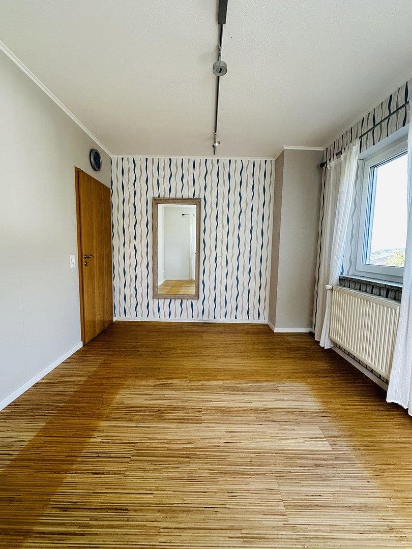 Prodej domu 243 m², pozemek 904 m², Merzig, Země Sársko Prodej domu 243 m², pozemek 904 m², Merzig, Země Sársko