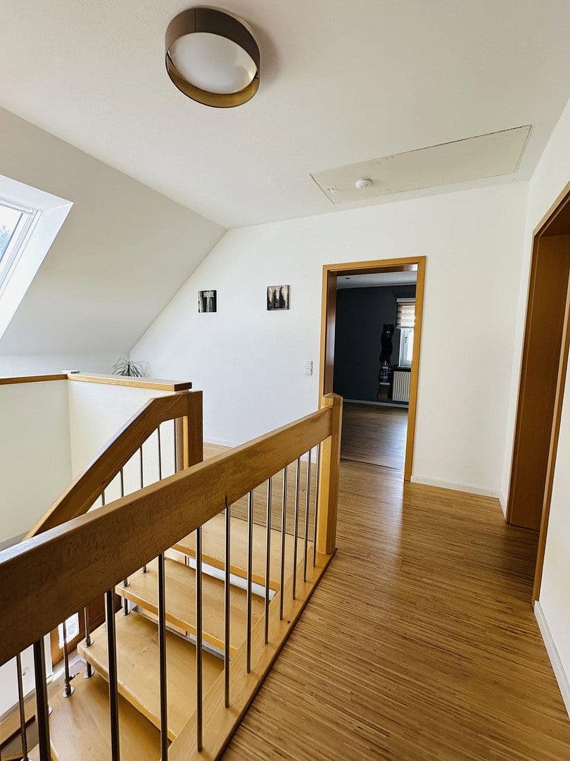 Prodej domu 243 m², pozemek 904 m², Merzig, Země Sársko Prodej domu 243 m², pozemek 904 m², Merzig, Země Sársko