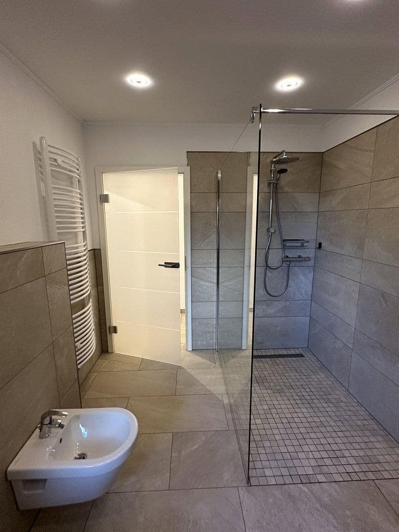 Prodej domu 243 m², pozemek 904 m², Merzig, Země Sársko Prodej domu 243 m², pozemek 904 m², Merzig, Země Sársko