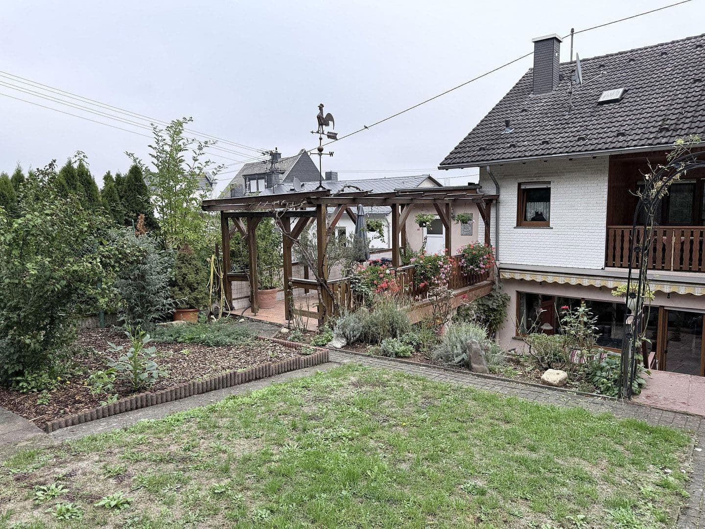 Prodej domu 119 m², pozemek 540 m², Weißenthurm, Porýní-Falc Prodej domu 119 m², pozemek 540 m², Weißenthurm, Porýní-Falc