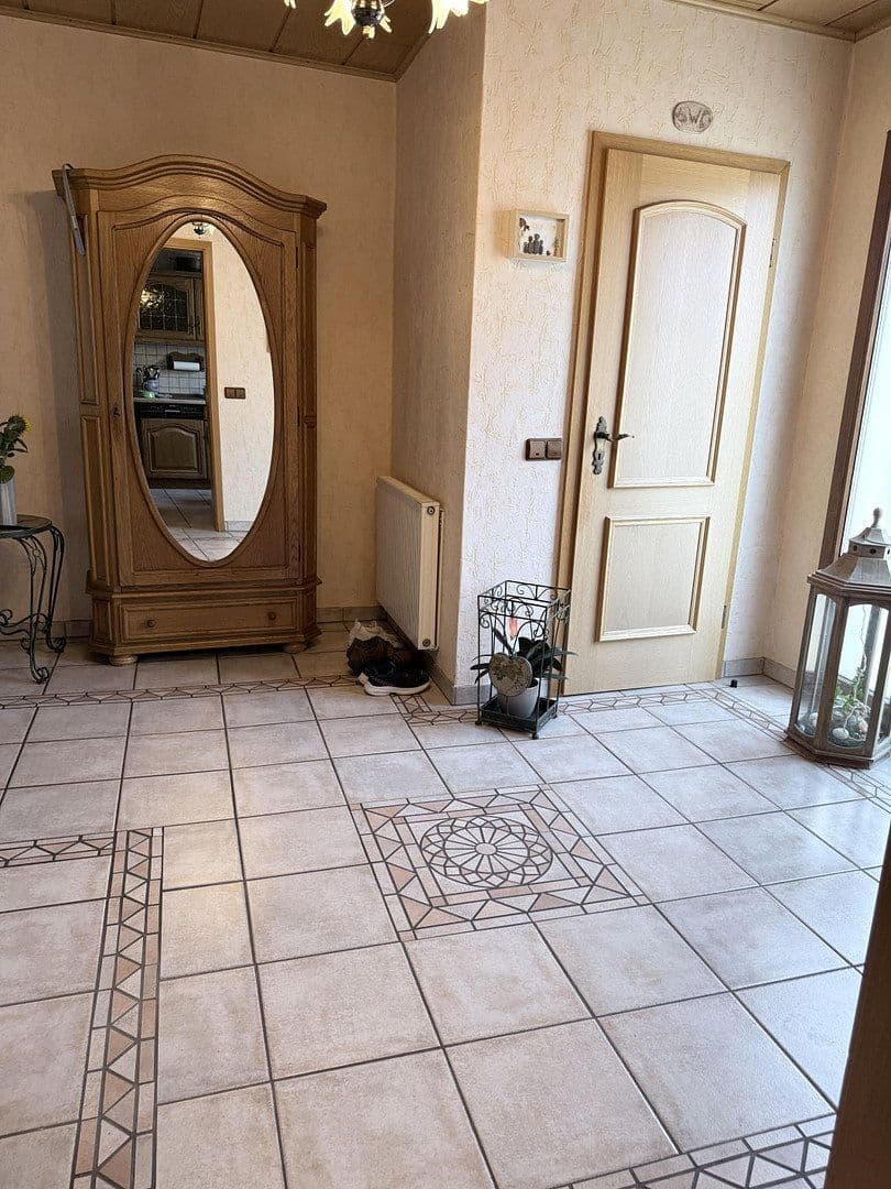 Prodej domu 119 m², pozemek 540 m², Weißenthurm, Porýní-Falc Prodej domu 119 m², pozemek 540 m², Weißenthurm, Porýní-Falc
