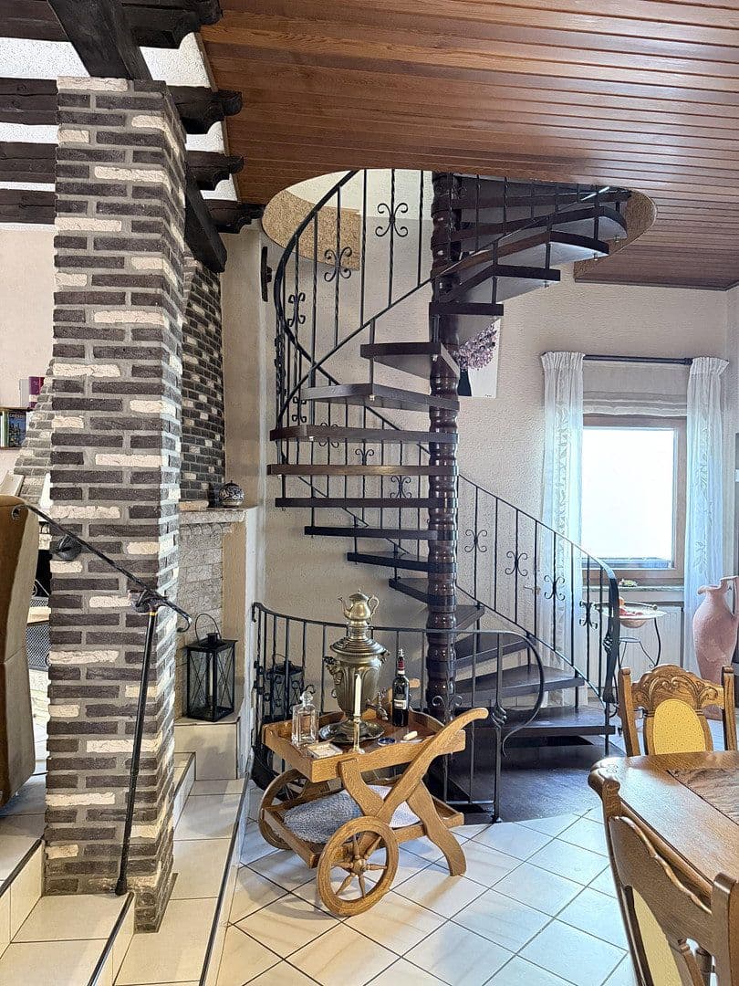 Prodej domu 119 m², pozemek 540 m², Weißenthurm, Porýní-Falc Prodej domu 119 m², pozemek 540 m², Weißenthurm, Porýní-Falc