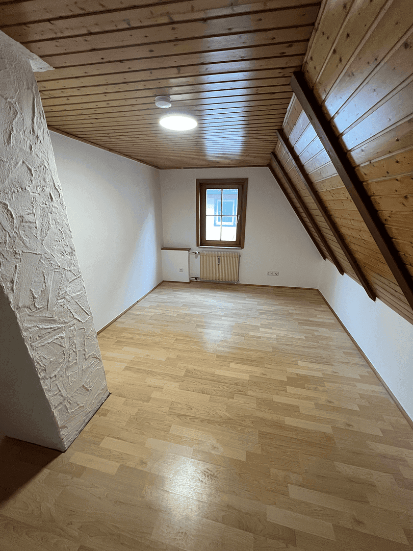 Pronájem bytu 3+1 79 m², Dornstetten, Bádensko-Württembersko Pronájem bytu 3+1 79 m², Dornstetten, Bádensko-Württembersko