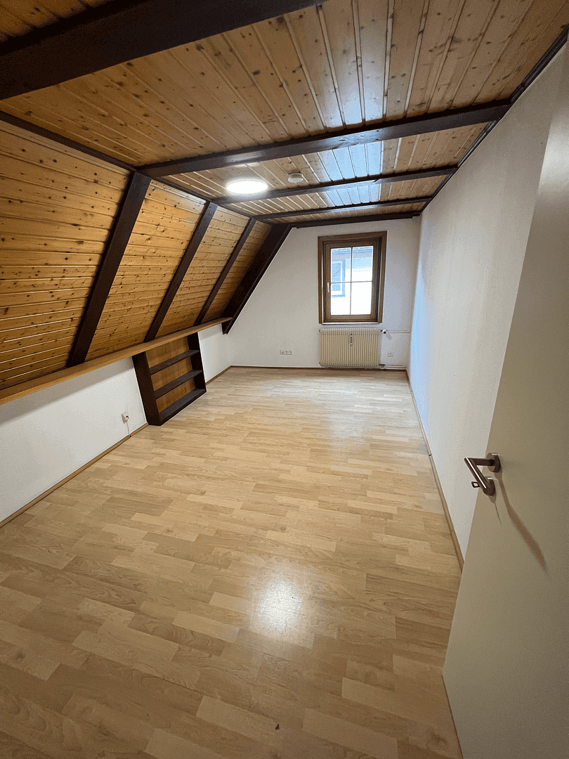Pronájem bytu 3+1 79 m², Dornstetten, Bádensko-Württembersko Pronájem bytu 3+1 79 m², Dornstetten, Bádensko-Württembersko