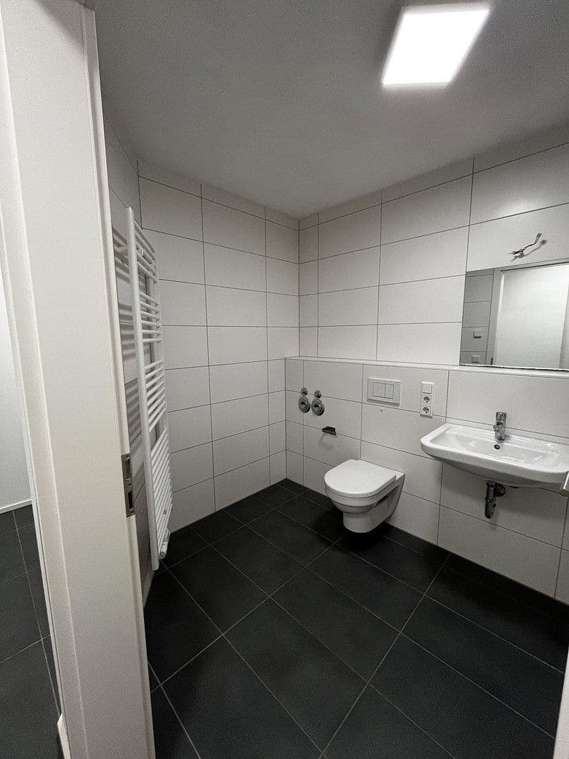 Pronájem bytu 2+1 55 m², Albertus-Magnus-Straße 28, Ingolstadt, Bavorsko Pronájem bytu 2+1 55 m², Albertus-Magnus-Straße 28, Ingolstadt, Bavorsko
