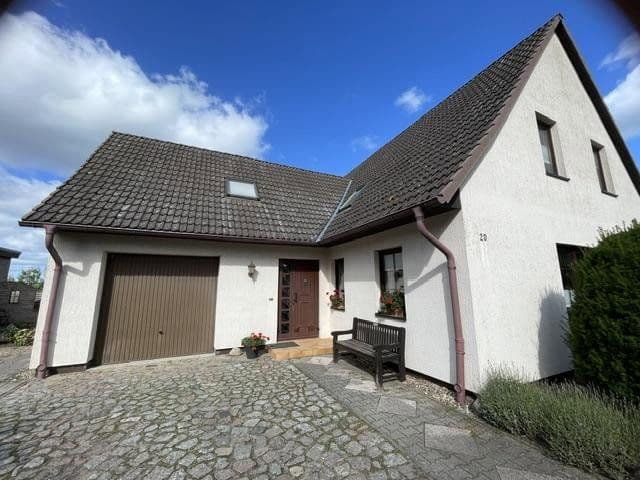 Prodej domu 190 m², pozemek 1.052 m², Bargischow, Mecklenburg-Vorpommern Prodej domu 190 m², pozemek 1.052 m², Bargischow, Mecklenburg-Vorpommern