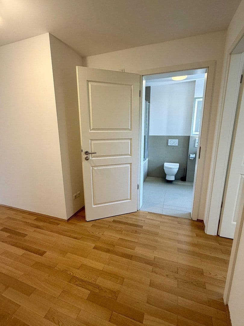 Prodej bytu 2+1 56 m², Grossvenedigerstr. 55, München, Bavorsko Prodej bytu 2+1 56 m², Grossvenedigerstr. 55, München, Bavorsko
