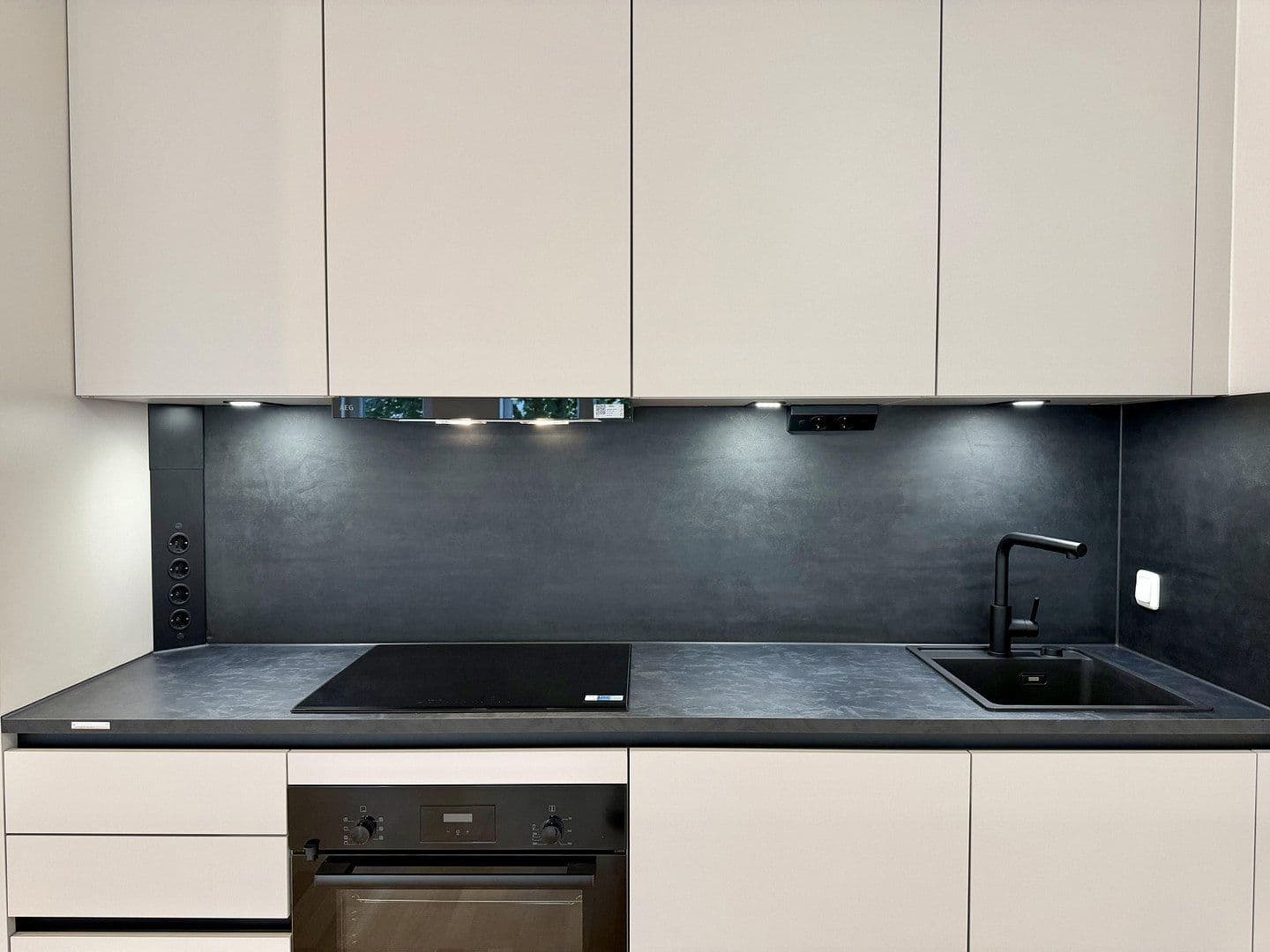 Prodej bytu 2+1 56 m², Grossvenedigerstr. 55, München, Bavorsko Prodej bytu 2+1 56 m², Grossvenedigerstr. 55, München, Bavorsko