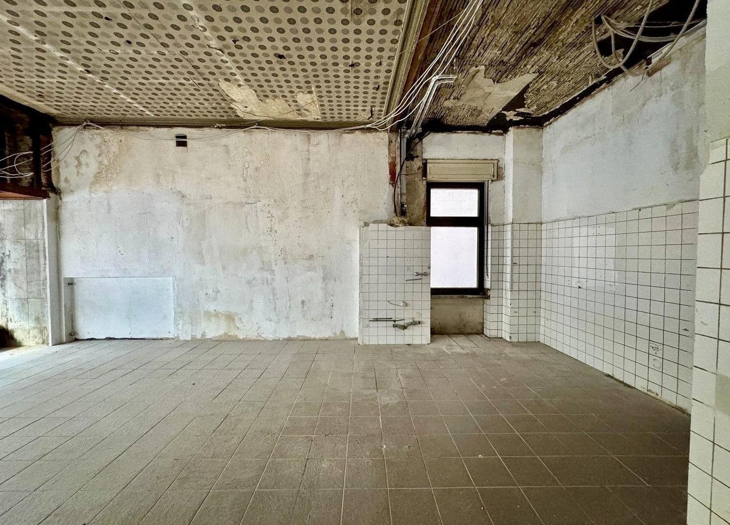 Pronájem nebytového prostoru 130 m², Bochumer Straße 36, Essen, Severní Porýní-Vestfálsko Pronájem nebytového prostoru 130 m², Bochumer Straße 36, Essen, Severní Porýní-Vestfálsko