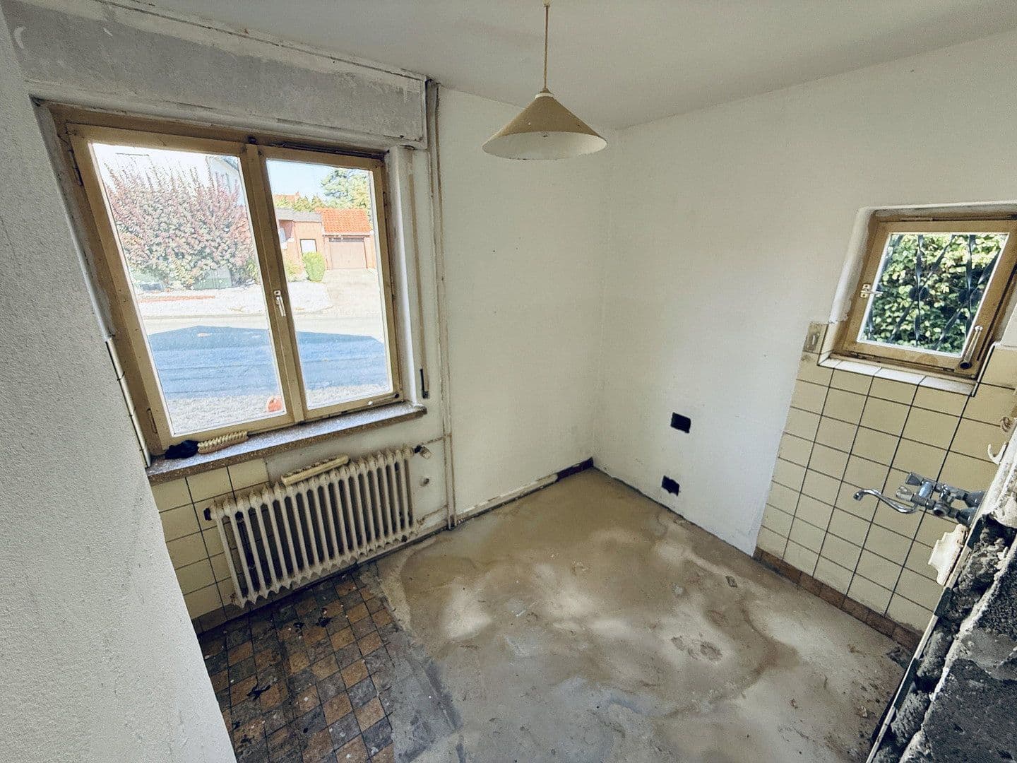 Prodej domu 112 m², pozemek 490 m², Otto-Hue-Str., Kamen, Severní Porýní-Vestfálsko Prodej domu 112 m², pozemek 490 m², Otto-Hue-Str., Kamen, Severní Porýní-Vestfálsko