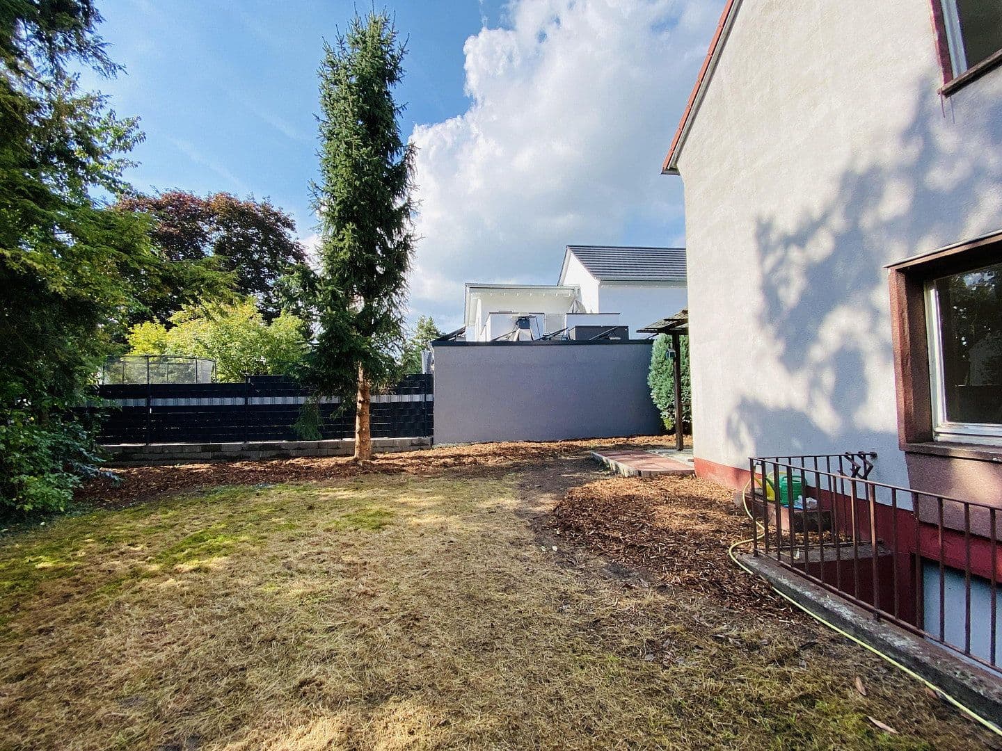 Prodej domu 112 m², pozemek 490 m², Otto-Hue-Str., Kamen, Severní Porýní-Vestfálsko Prodej domu 112 m², pozemek 490 m², Otto-Hue-Str., Kamen, Severní Porýní-Vestfálsko