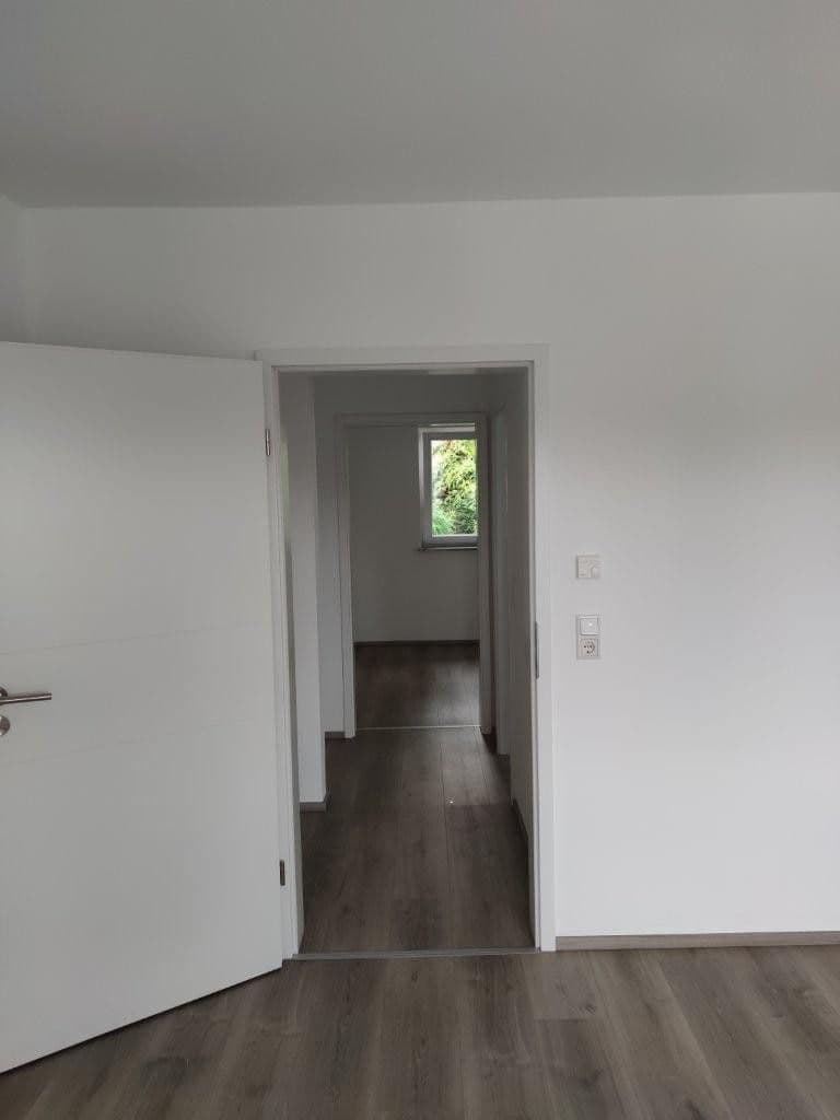 Pronájem bytu 4+1 107 m², Goetheweg 7, Eltville am Rhein, Hessen Pronájem bytu 4+1 107 m², Goetheweg 7, Eltville am Rhein, Hessen