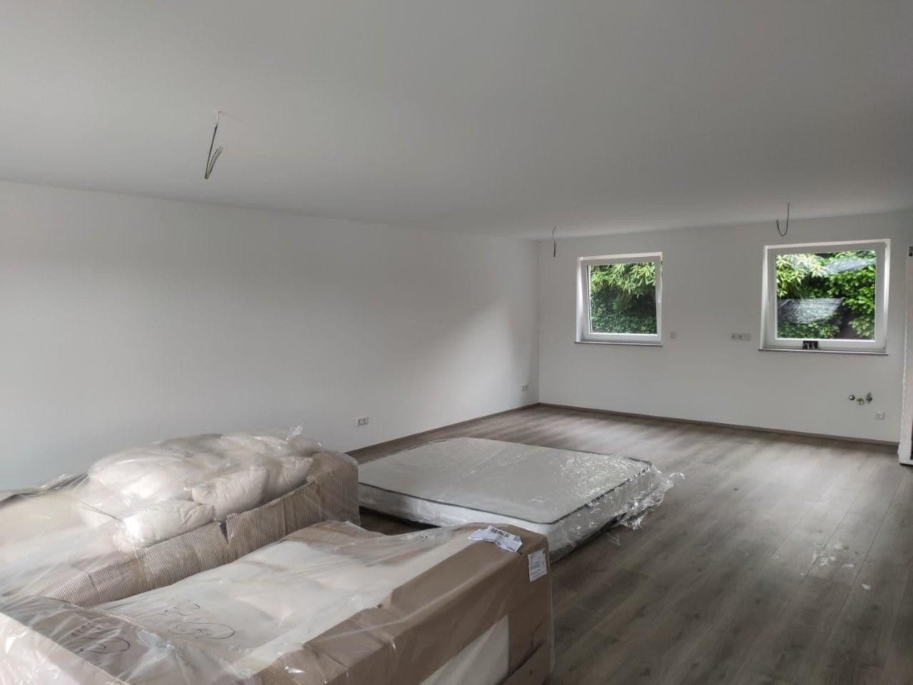 Pronájem bytu 4+1 107 m², Goetheweg 7, Eltville am Rhein, Hessen Pronájem bytu 4+1 107 m², Goetheweg 7, Eltville am Rhein, Hessen