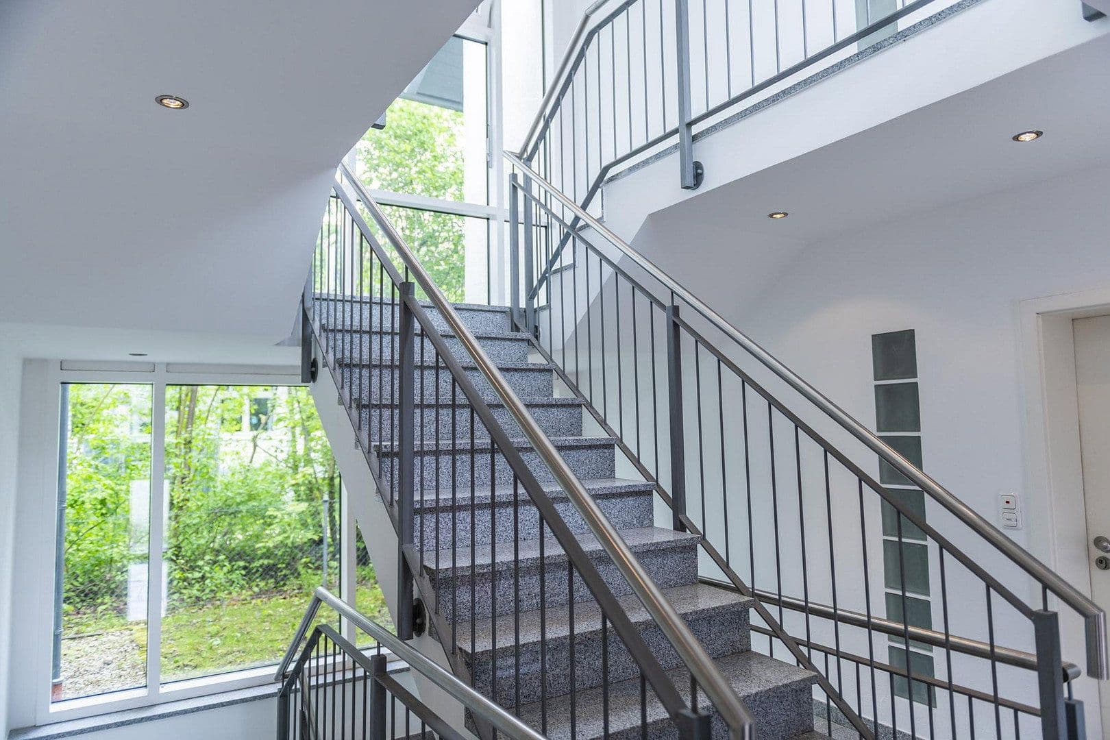 Prodej bytu 4+1 167 m², Wirthfeldweg 1, Sauerlach, Bavorsko Prodej bytu 4+1 167 m², Wirthfeldweg 1, Sauerlach, Bavorsko