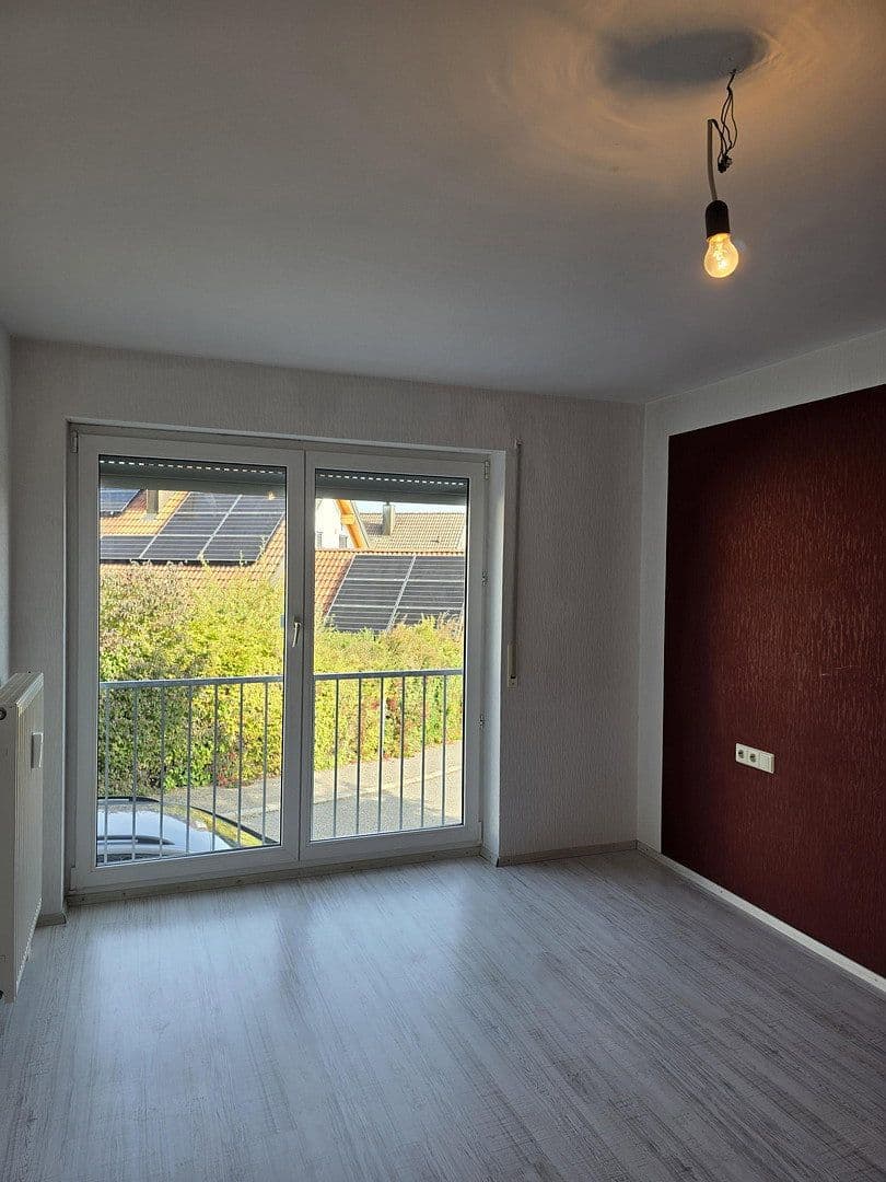 Prodej bytu 3+1 72 m², Sachsenheim, Bádensko-Württembersko Prodej bytu 3+1 72 m², Sachsenheim, Bádensko-Württembersko