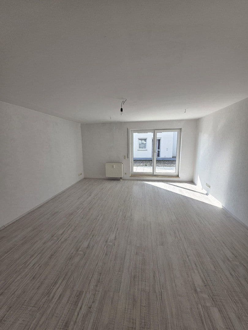 Prodej bytu 3+1 72 m², Sachsenheim, Bádensko-Württembersko Prodej bytu 3+1 72 m², Sachsenheim, Bádensko-Württembersko