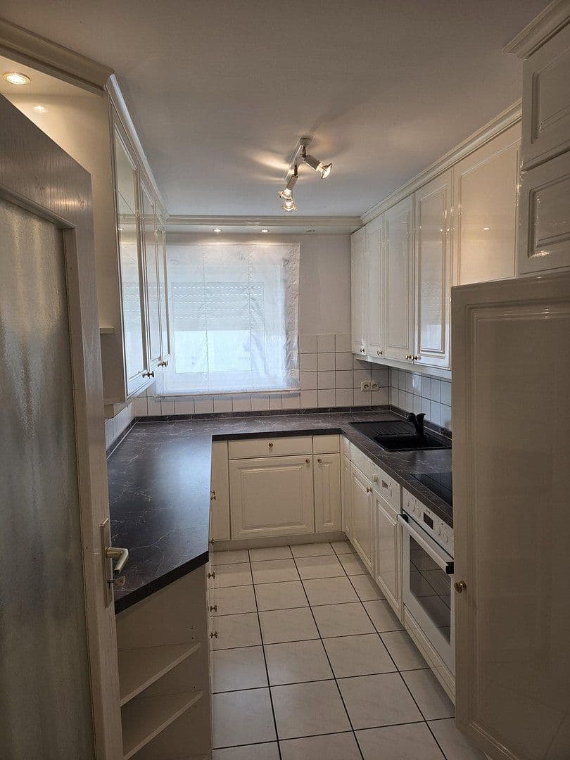 Prodej bytu 3+1 72 m², Sachsenheim, Bádensko-Württembersko Prodej bytu 3+1 72 m², Sachsenheim, Bádensko-Württembersko