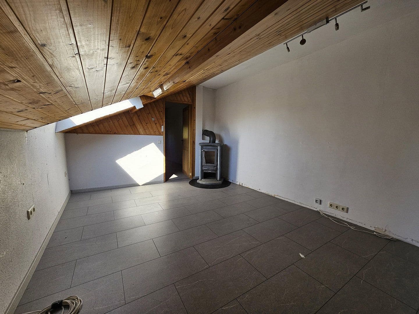 Prodej domu 130 m², pozemek 600 m², Mannheim, Bádensko-Württembersko Prodej domu 130 m², pozemek 600 m², Mannheim, Bádensko-Württembersko