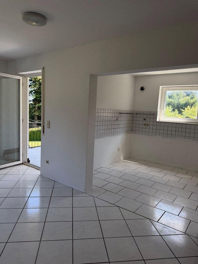 Pronájem bytu 3+1 75 m², Bad Herrenalb, Bádensko-Württembersko Pronájem bytu 3+1 75 m², Bad Herrenalb, Bádensko-Württembersko