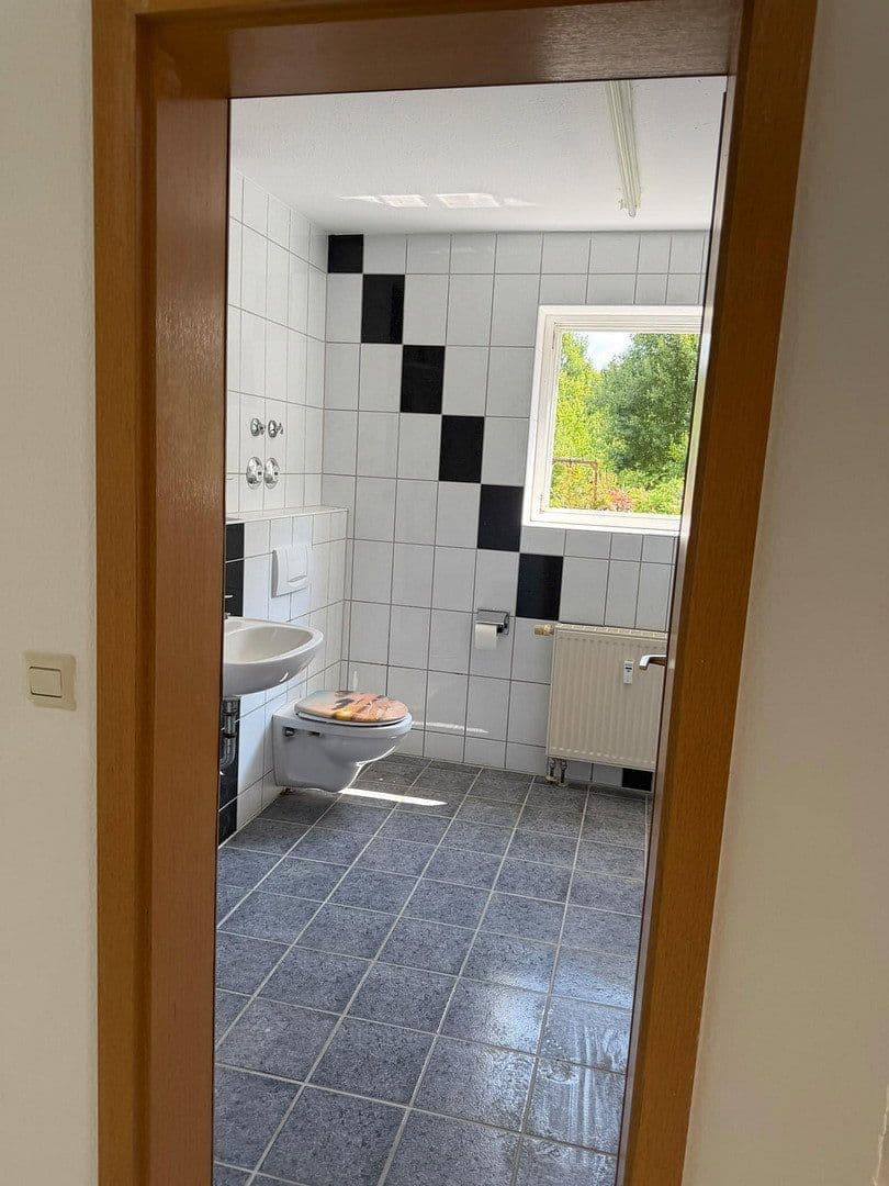 Pronájem bytu 3+1 75 m², Bad Herrenalb, Bádensko-Württembersko Pronájem bytu 3+1 75 m², Bad Herrenalb, Bádensko-Württembersko