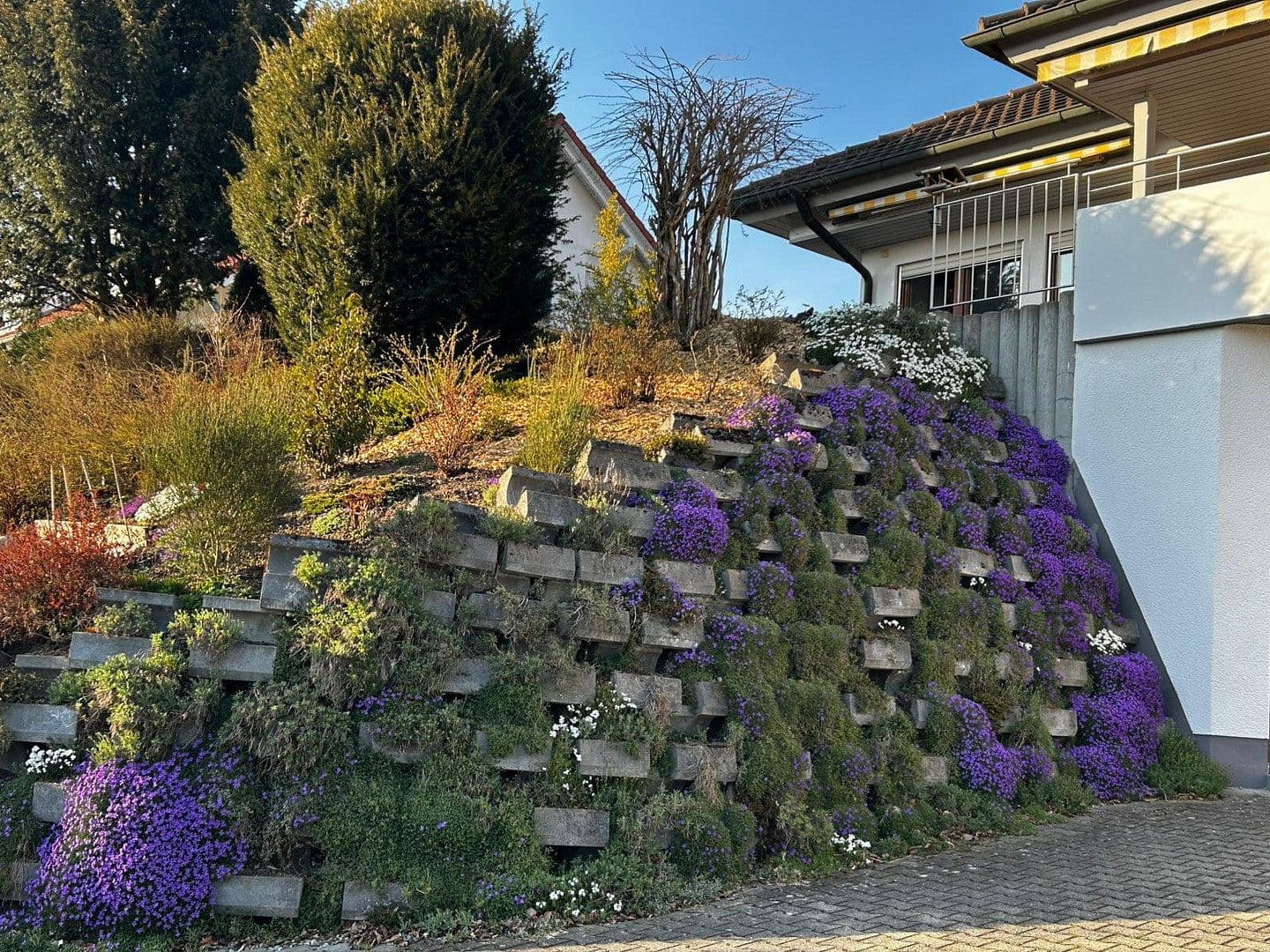 Prodej domu 177 m², pozemek 783 m², Sigmaringendorf, Bádensko-Württembersko Prodej domu 177 m², pozemek 783 m², Sigmaringendorf, Bádensko-Württembersko