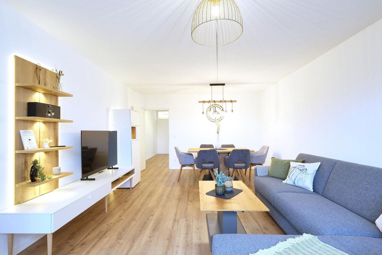 Pronájem bytu 2+1 75 m², Immenstaad am Bodensee, Bádensko-Württembersko Pronájem bytu 2+1 75 m², Immenstaad am Bodensee, Bádensko-Württembersko