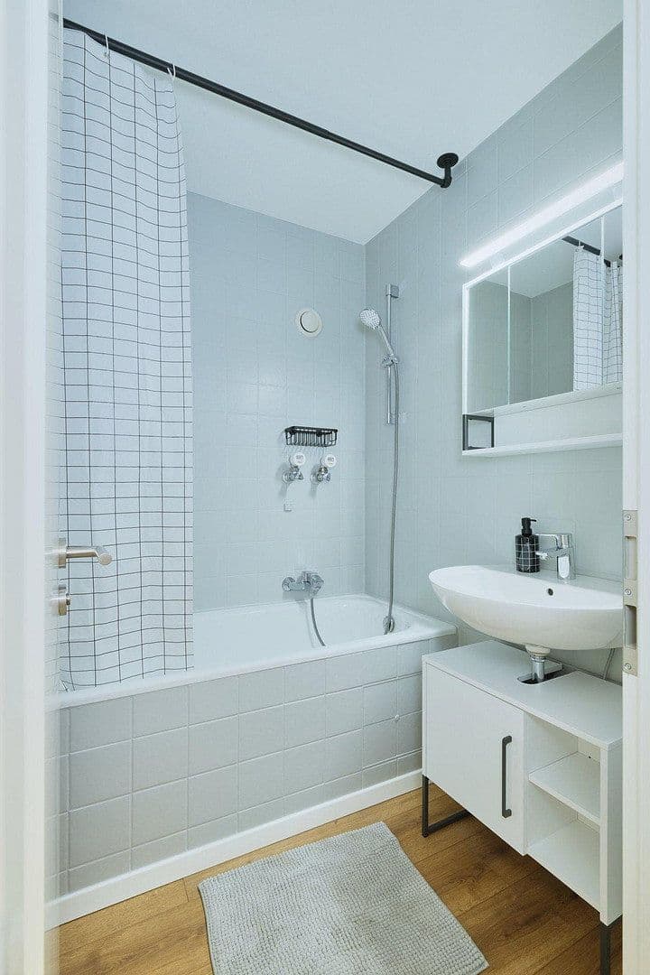 Pronájem bytu 2+1 75 m², Immenstaad am Bodensee, Bádensko-Württembersko Pronájem bytu 2+1 75 m², Immenstaad am Bodensee, Bádensko-Württembersko