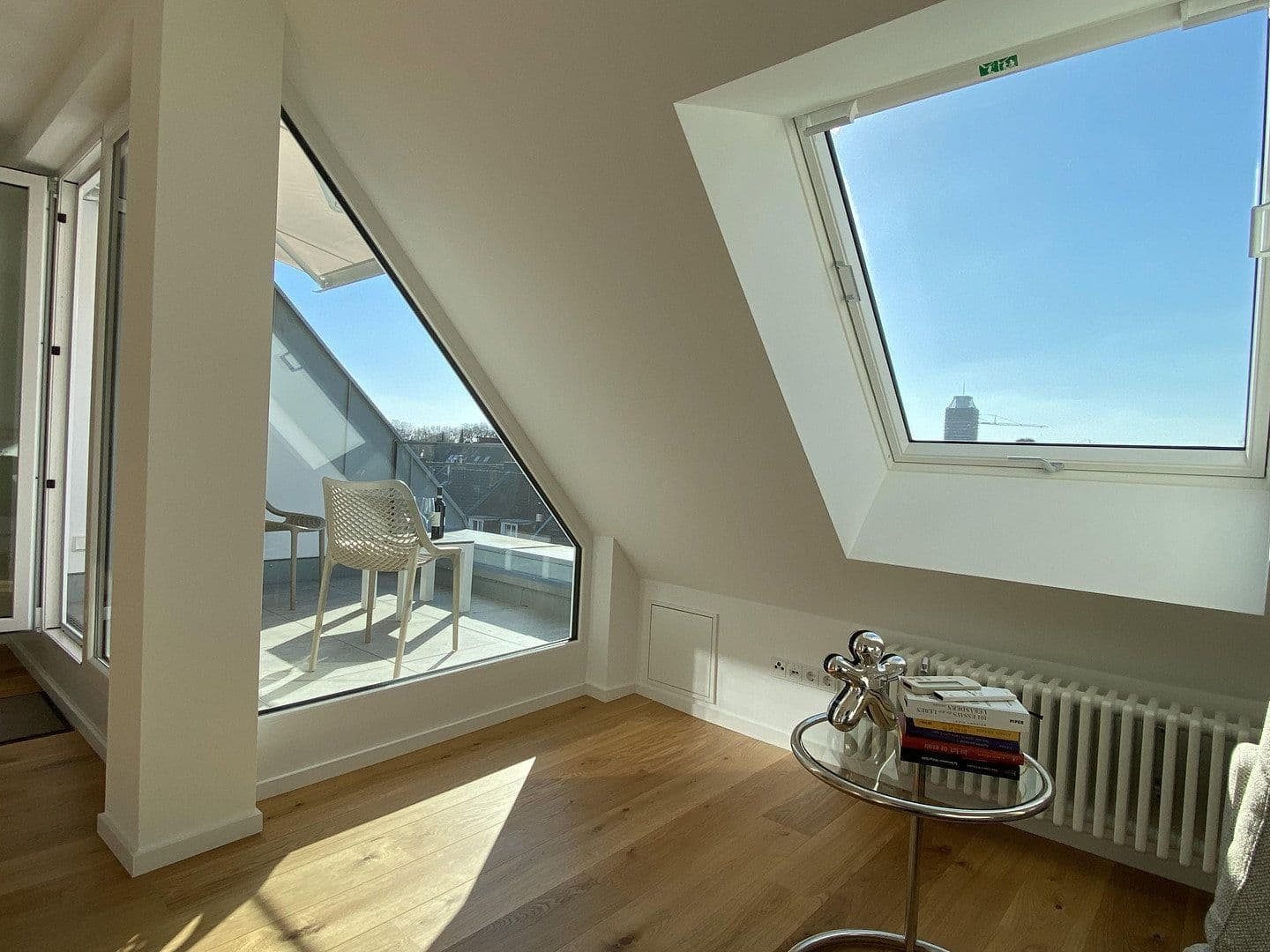 Pronájem bytu 2+1 55 m², Bernhardstraße 147, Köln, Severní Porýní-Vestfálsko Pronájem bytu 2+1 55 m², Bernhardstraße 147, Köln, Severní Porýní-Vestfálsko