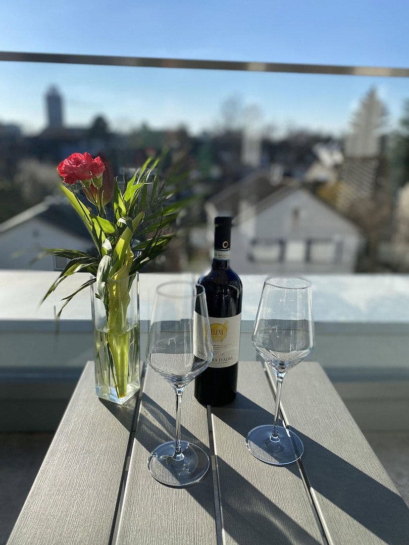 Pronájem bytu 2+1 55 m², Bernhardstraße 147, Köln, Severní Porýní-Vestfálsko Pronájem bytu 2+1 55 m², Bernhardstraße 147, Köln, Severní Porýní-Vestfálsko