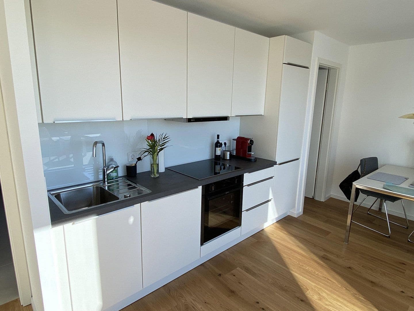 Pronájem bytu 2+1 55 m², Bernhardstraße 147, Köln, Severní Porýní-Vestfálsko Pronájem bytu 2+1 55 m², Bernhardstraße 147, Köln, Severní Porýní-Vestfálsko