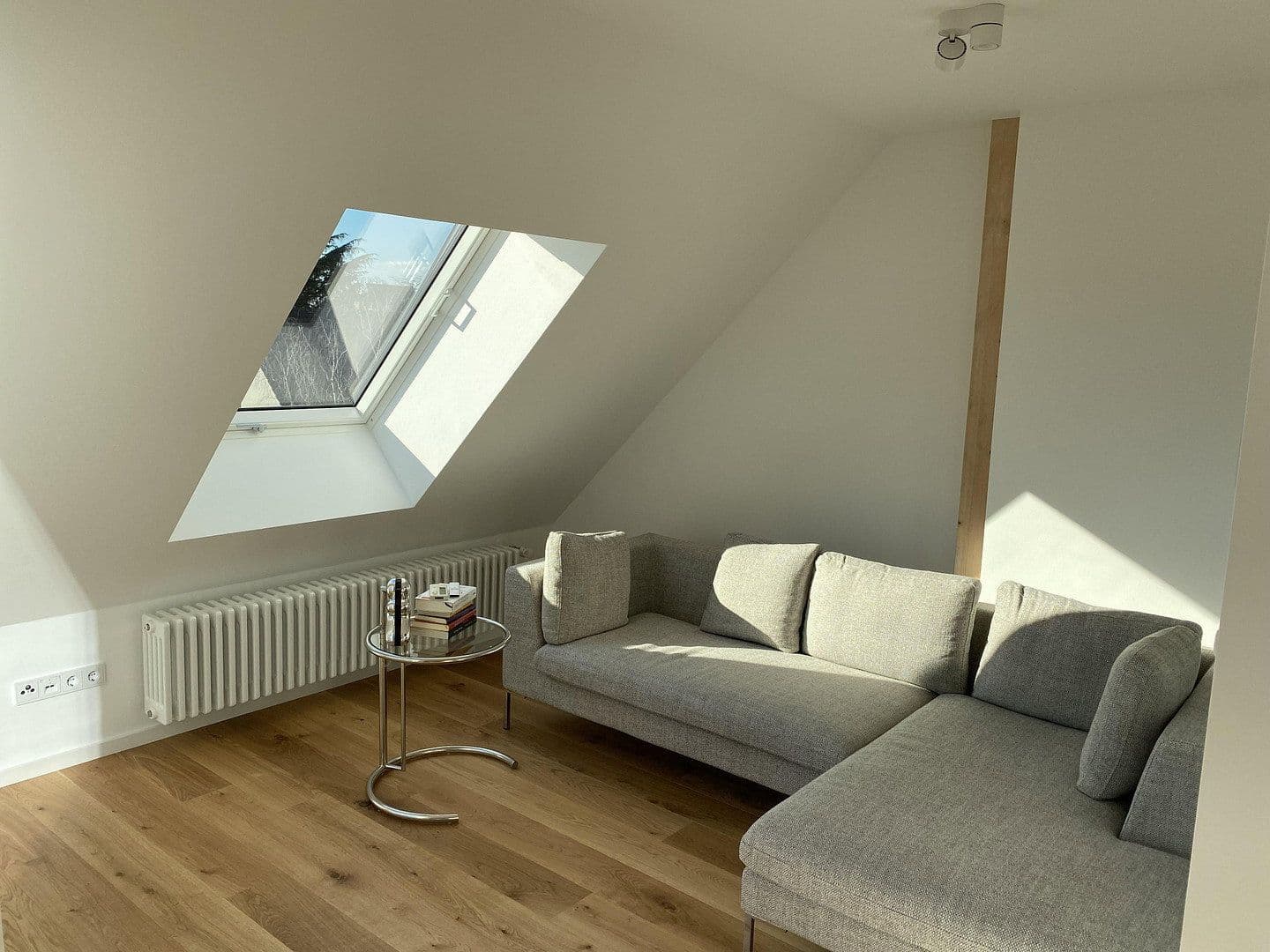 Pronájem bytu 2+1 55 m², Bernhardstraße 147, Köln, Severní Porýní-Vestfálsko Pronájem bytu 2+1 55 m², Bernhardstraße 147, Köln, Severní Porýní-Vestfálsko