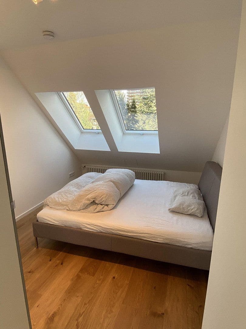 Pronájem bytu 2+1 55 m², Bernhardstraße 147, Köln, Severní Porýní-Vestfálsko Pronájem bytu 2+1 55 m², Bernhardstraße 147, Köln, Severní Porýní-Vestfálsko