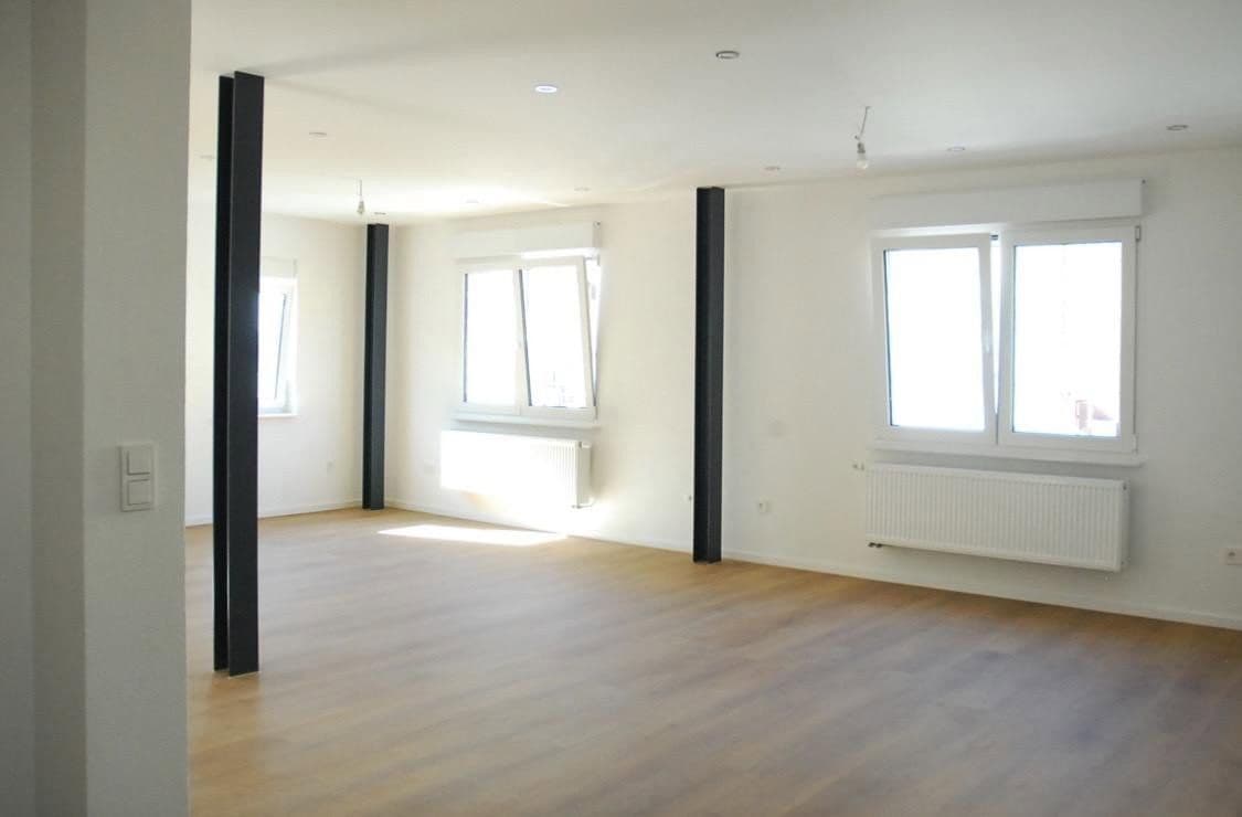 Pronájem domu 140 m², pozemek 450 m², Rülzheimer Straße 20, Kuhardt, Porýní-Falc Pronájem domu 140 m², pozemek 450 m², Rülzheimer Straße 20, Kuhardt, Porýní-Falc