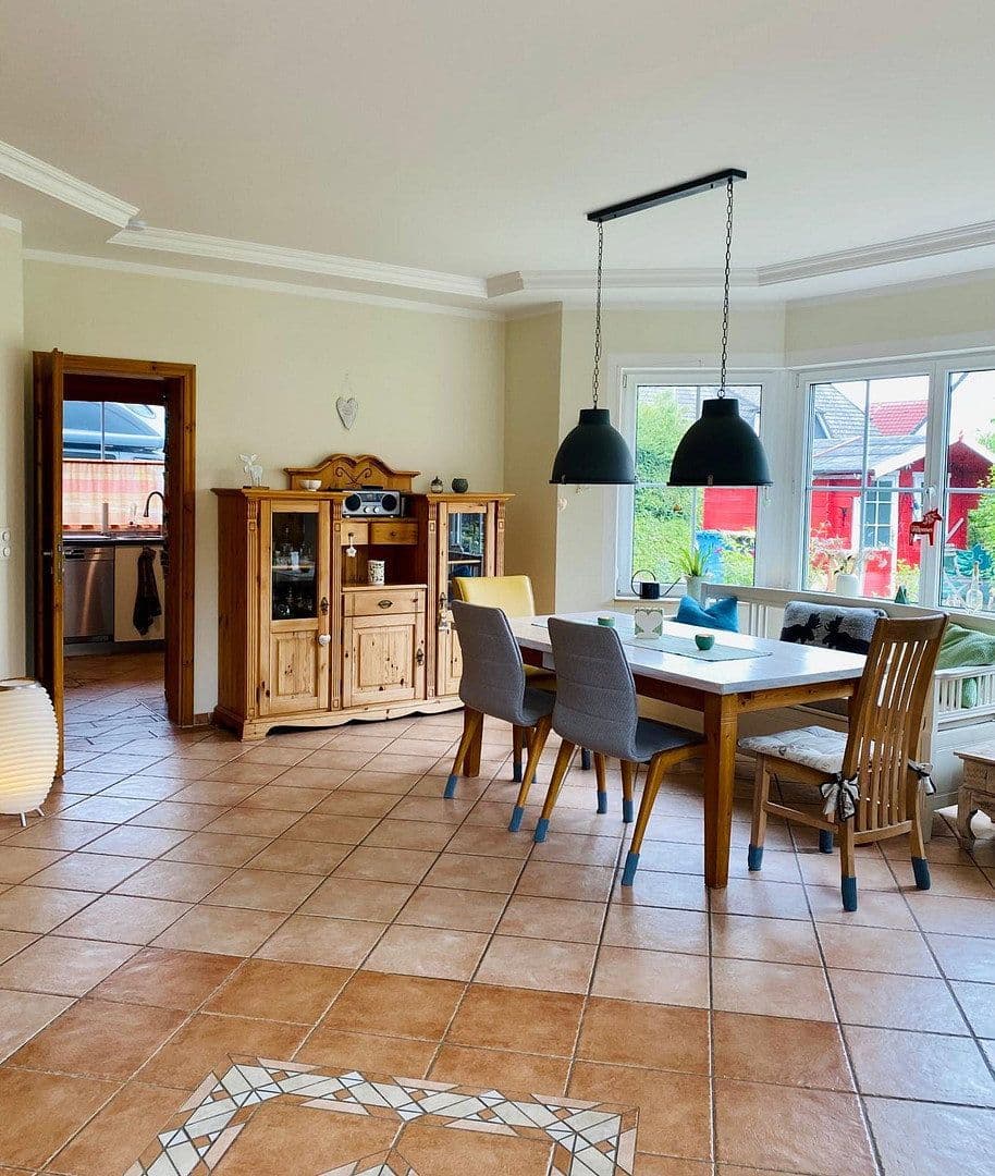Prodej domu 123 m², pozemek 543 m², Steinburg, Šlesvicko-Holštýnsko Prodej domu 123 m², pozemek 543 m², Steinburg, Šlesvicko-Holštýnsko
