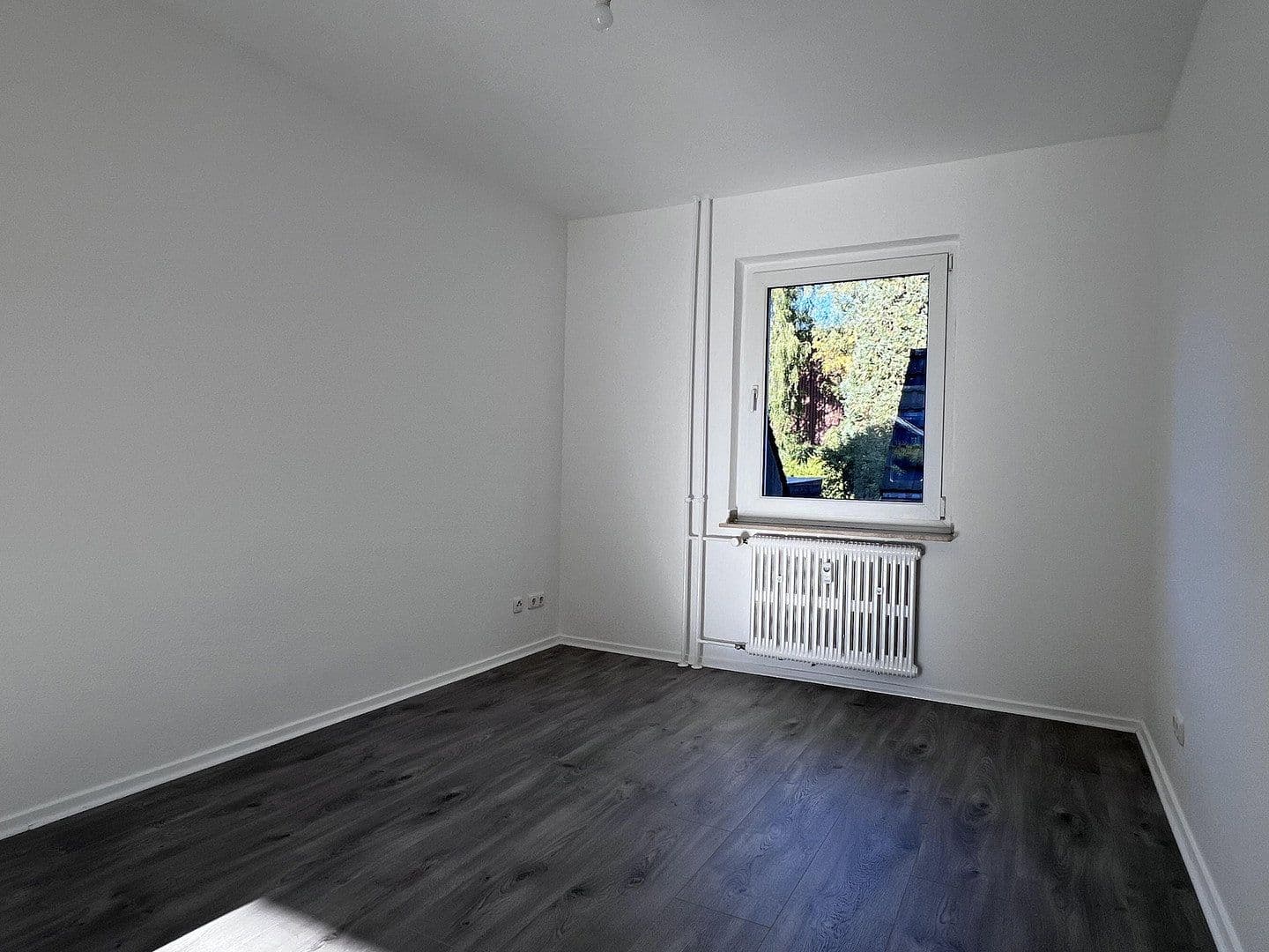 Pronájem bytu 3+1 46 m², Amalienstraße 22, Dinslaken, Severní Porýní-Vestfálsko Pronájem bytu 3+1 46 m², Amalienstraße 22, Dinslaken, Severní Porýní-Vestfálsko