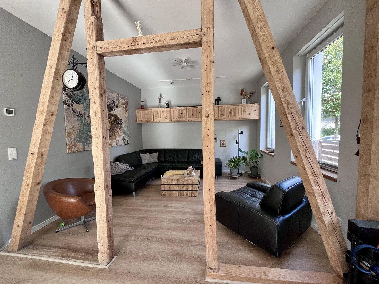 Prodej domu 185 m², pozemek 550 m², Solingen, Severní Porýní-Vestfálsko Prodej domu 185 m², pozemek 550 m², Solingen, Severní Porýní-Vestfálsko