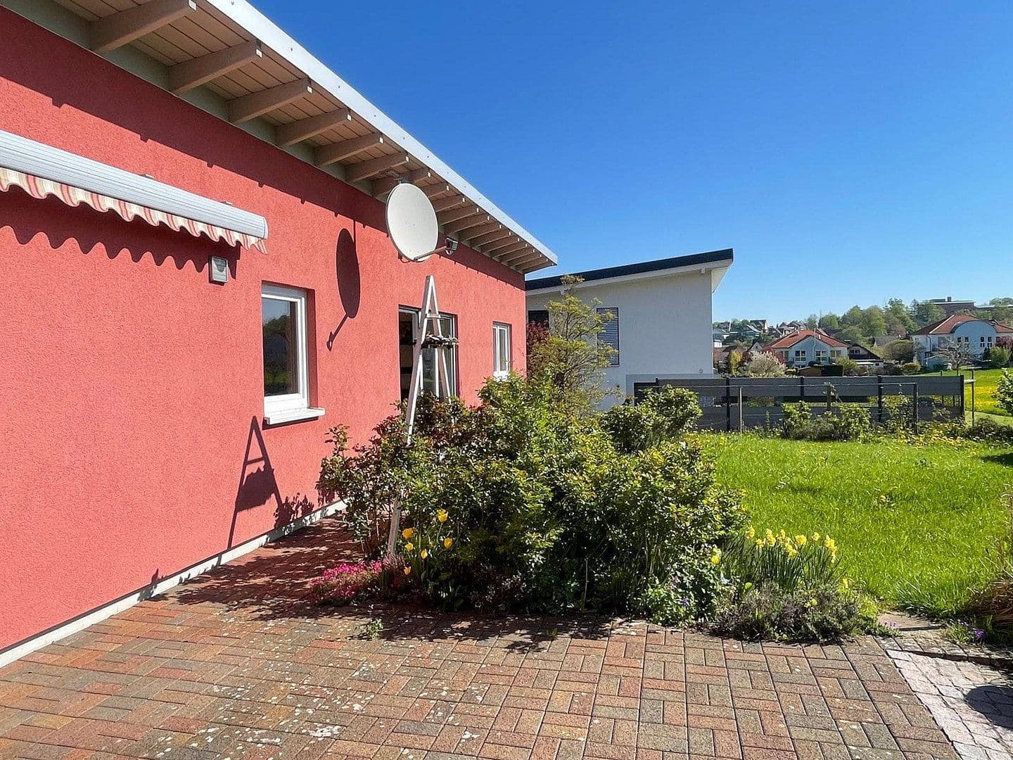 Prodej domu 108 m², pozemek 635 m², Calden, Hessen Prodej domu 108 m², pozemek 635 m², Calden, Hessen